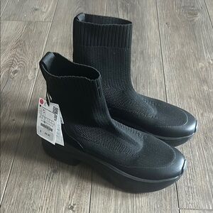 Brand new with tag ZARA sock shoe